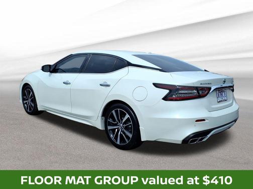 Pearl White Tricoat 2022 Nissan Maxima SV
