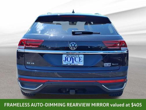Deep Black Pearl 2023 Volkswagen Atlas Cross Sport 3.6L V6 SE w/Technology