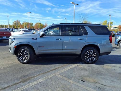 2023 GMC Yukon AT4