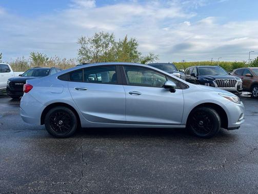 Arctic Blue Metallic 2017 Chevrolet Cruze LS