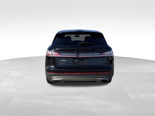 2022 Lincoln Nautilus Black Label