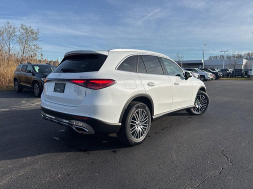2024 Mercedes-Benz GLC 300 4MATIC