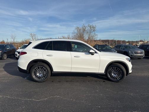2024 Mercedes-Benz GLC 300 4MATIC