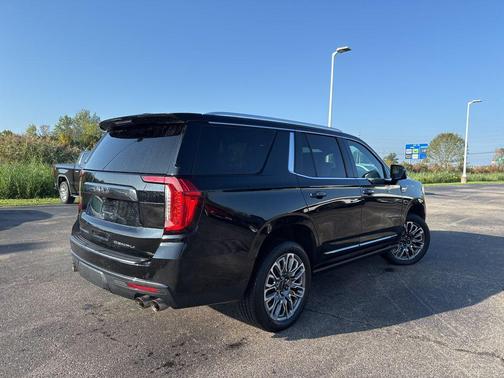 2023 GMC Yukon Denali Ultimate