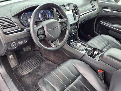 2018 Chrysler 300 S