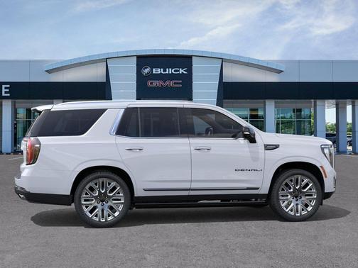 Glacier White Tricoat 2026 GMC Yukon Denali Ultimate