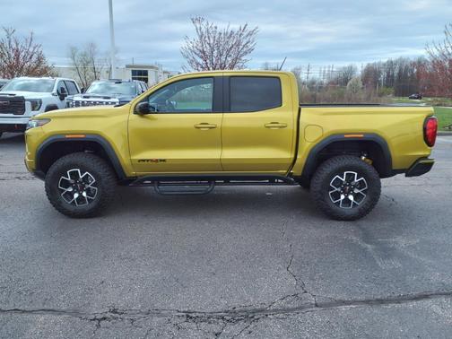 2023 GMC Canyon AT4X