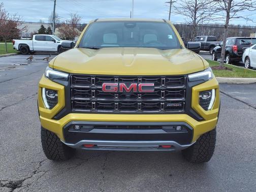 2023 GMC Canyon AT4X