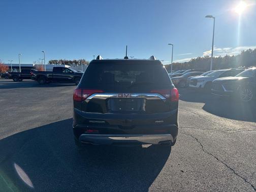 2018 GMC Acadia Denali