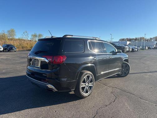 2018 GMC Acadia Denali