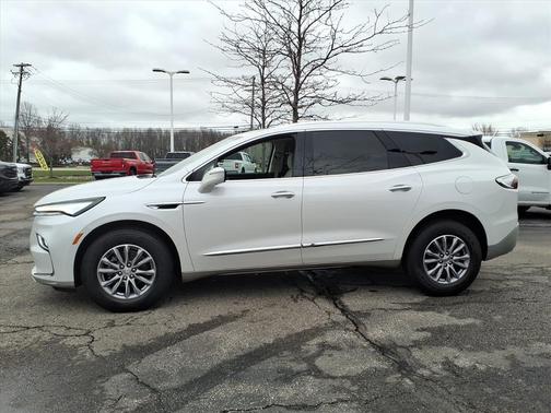 White Frost Tricoat 2023 Buick Enclave Essence