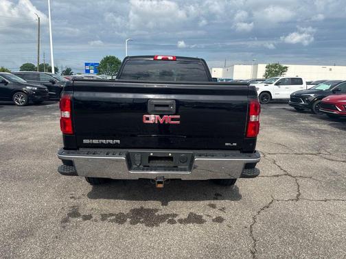 Onyx Black 2017 GMC Sierra 1500 SLE