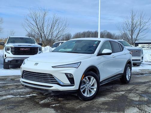 Summit White 2024 Buick Envista Preferred