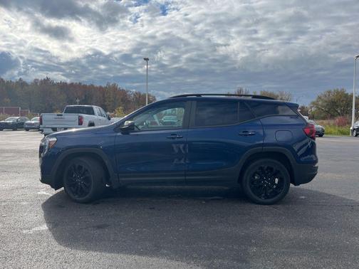 2022 GMC Terrain SLE