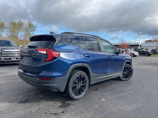 2022 GMC Terrain SLE