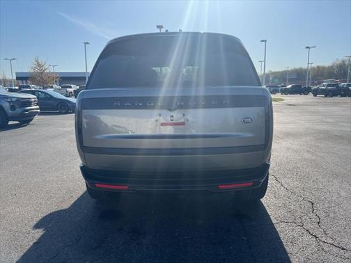 2023 Land Rover Range Rover SE