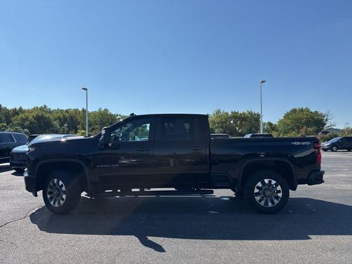 2023 Chevrolet Silverado 2500 Custom