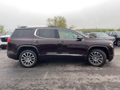 Red Mahogany Metallic 2021 GMC Acadia Denali