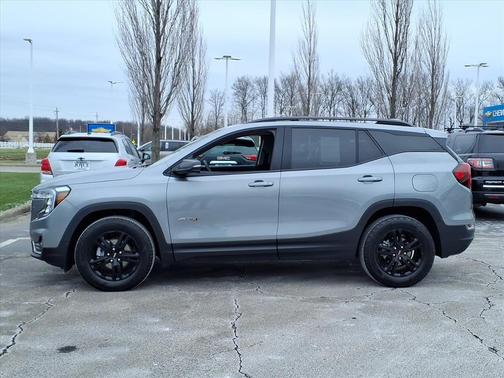 2023 GMC Terrain AT4