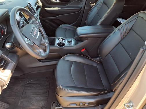 2022 GMC Terrain AT4