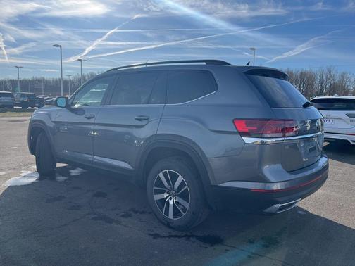 2022 Volkswagen Atlas 2.0T SE