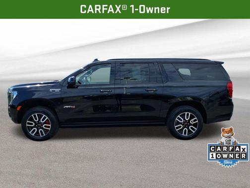 Onyx Black 2024 GMC Yukon XL AT4