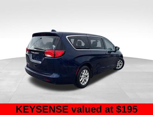 2017 Chrysler Pacifica Touring