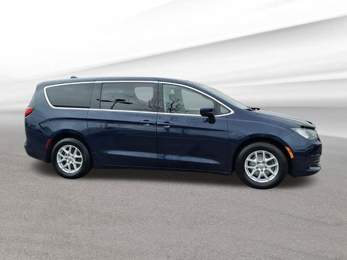 Jazz Blue Pearlcoat 2017 Chrysler Pacifica Touring
