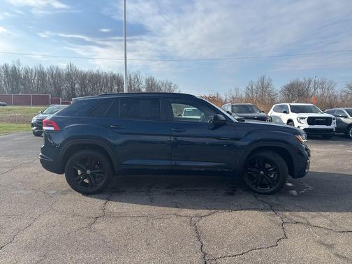 2023 Volkswagen Atlas Cross Sport 2.0T SEL