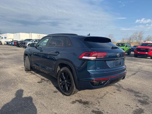 2023 Volkswagen Atlas Cross Sport 2.0T SEL