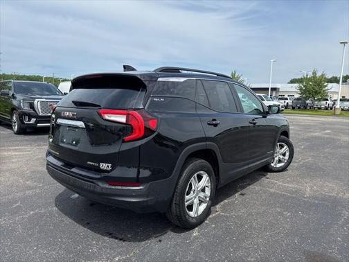 2022 GMC Terrain SLE