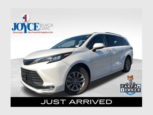 Wind Chill Pearl 2024 Toyota Sienna XLE