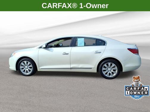 White Diamond Tricoat 2013 Buick LaCrosse Base