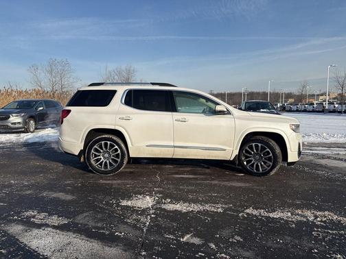 2021 GMC Acadia Denali