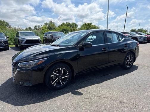 Super Black 2025 Nissan Sentra SV