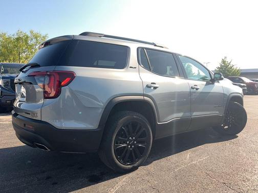 Sterling Metallic 2023 GMC Acadia SLT