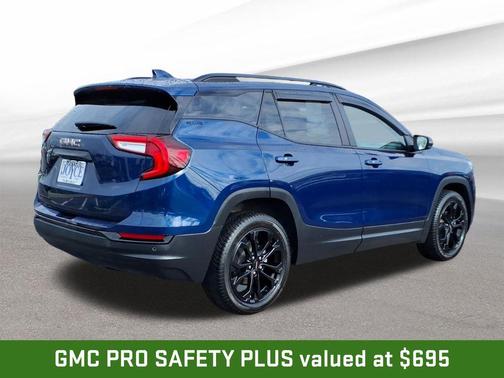 Marine Metallic 2022 GMC Terrain SLE