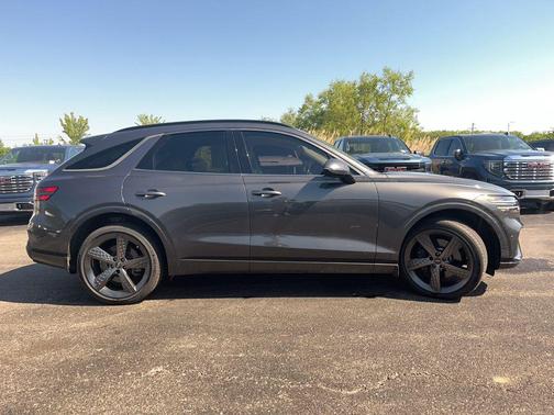 Himalayan Gray 2022 Genesis GV70 3.5T Sport Prestige