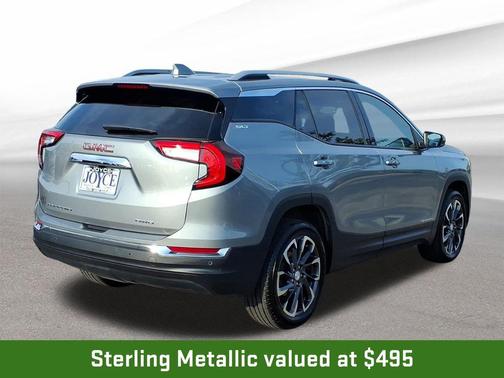 Sterling Metallic 2023 GMC Terrain SLT