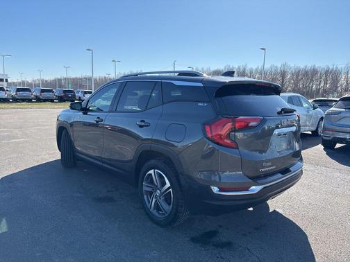 2020 GMC Terrain SLT