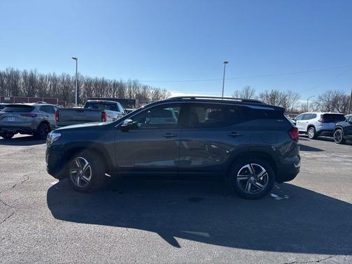 2020 GMC Terrain SLT