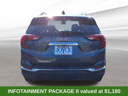 Graphite Gray Metallic 2020 GMC Terrain SLT