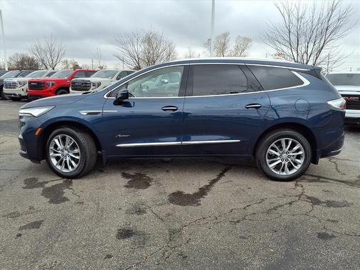 2023 Buick Enclave Avenir