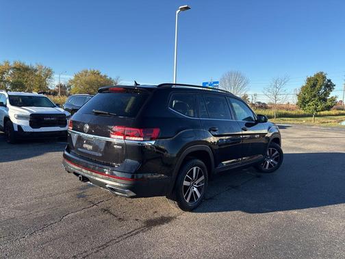 2022 Volkswagen Atlas 2.0T SE