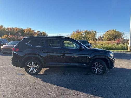 2022 Volkswagen Atlas 2.0T SE