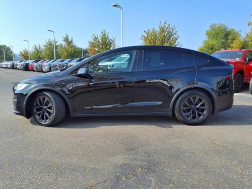 2022 Tesla Model X Plaid