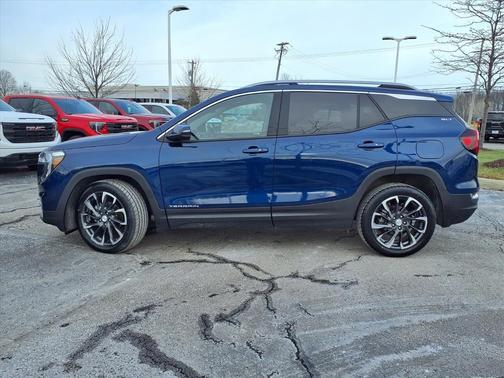 2022 GMC Terrain SLT