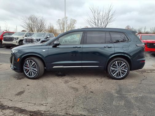 2024 Cadillac XT6 Sport AWD
