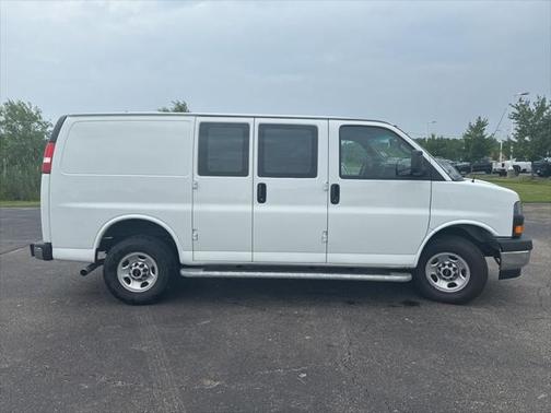 2023 GMC Savana 2500 Work Van