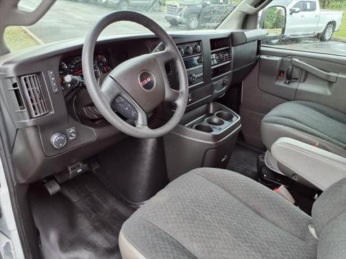 2023 GMC Savana 2500 Work Van
